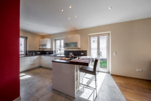 Innenausbau in Eigenregie mit Leichtbauplatten aus Blähglas Leicht gebaut: Selfmade-Zuhause mit Wohlfühlfaktor