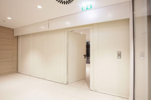 Erstklassig: Mehr als Fassade und Konzertsaal Elbphilharmonie: Tür und Tor zur großen Musik