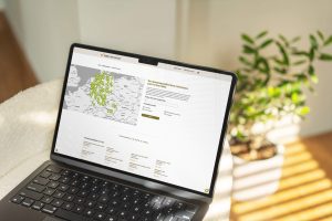 Auf Sonne-am-Haus.de finden Bauherren via PLZ-Suche den nächst¬gelegenen Fachbetrieb, der so Kundenanfragen erhält.