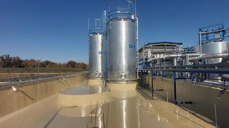Chemark (Berhida/HU) produziert mehr als 65 Millionen Liter Pflanzenschutzmittel und Dünger pro Jahr. Abdruck honorarfrei bei Nennung des Urhebers
